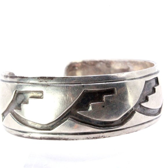 Vintage Sterling Silver Hopi Native American Overlay Cuff Bracelet - Picture 7 of 11